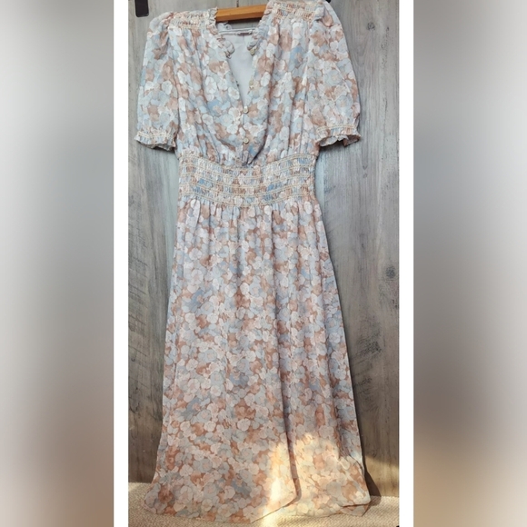 Wilfred Aritzia NWOT Daughter Midi Dress Floral Puff Sleeve Peasant Smocked S - Picture 4 of 8